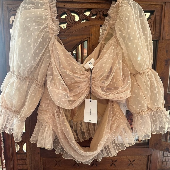 #25❤️ NWT LPA DOLORES TOP IN NUDE - Picture 2 of 9